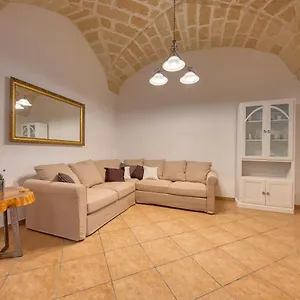  Apartamento Corte Anibaldi